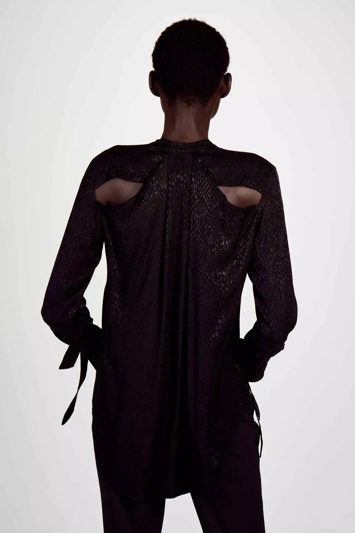 Astrid Black Label Blouses Femme couleur noir