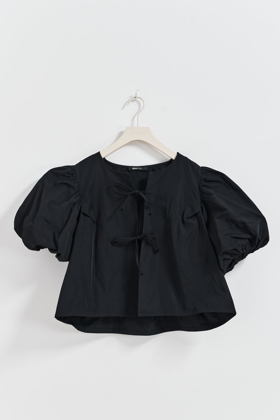 Puff sleeve blouse