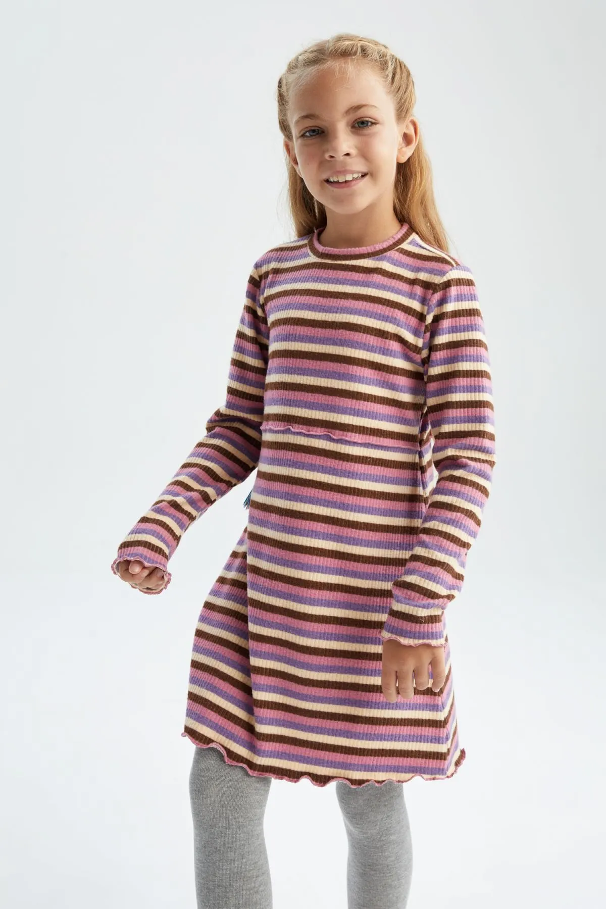 DeFacto  Gestreiftes, langärmliges, geripptes Camisole-Kleid für Mädchen Z1234a622wn