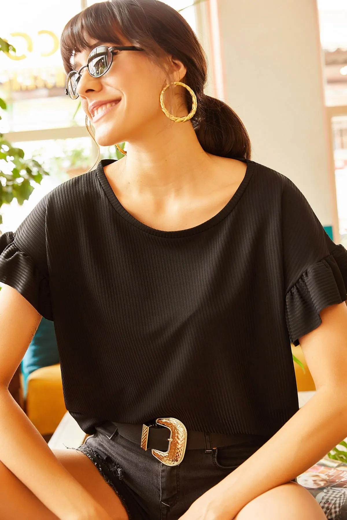 Olalook  Schwarzes Camisole-T-Shirt mit Rüschenärmeln für Damen TSH-19000417