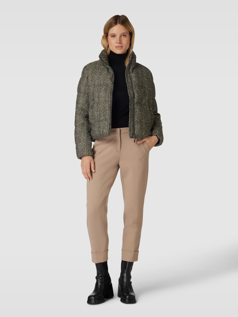Steppjacke in Bouclé-Optik in schwarz