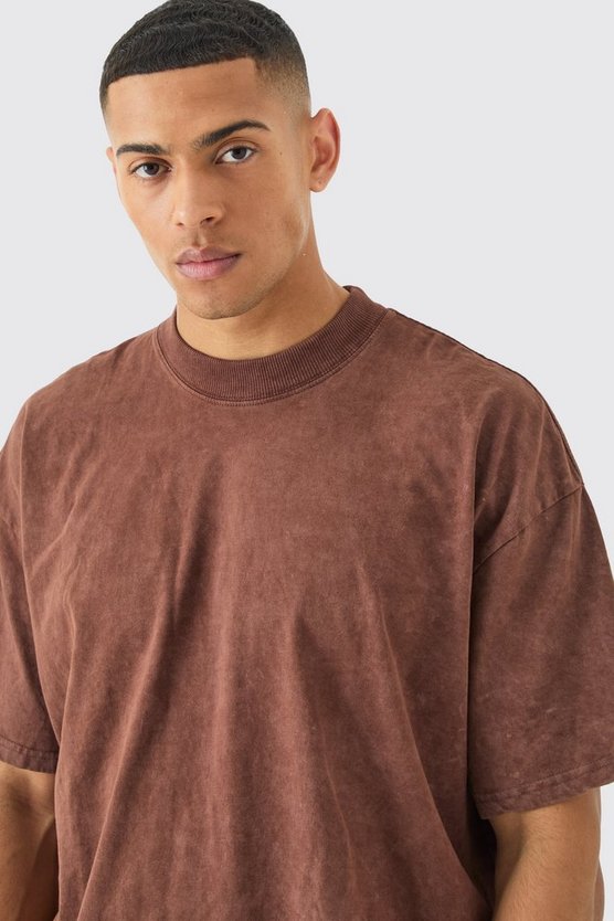 Oversized Acid Wash M Graphic T-shirt