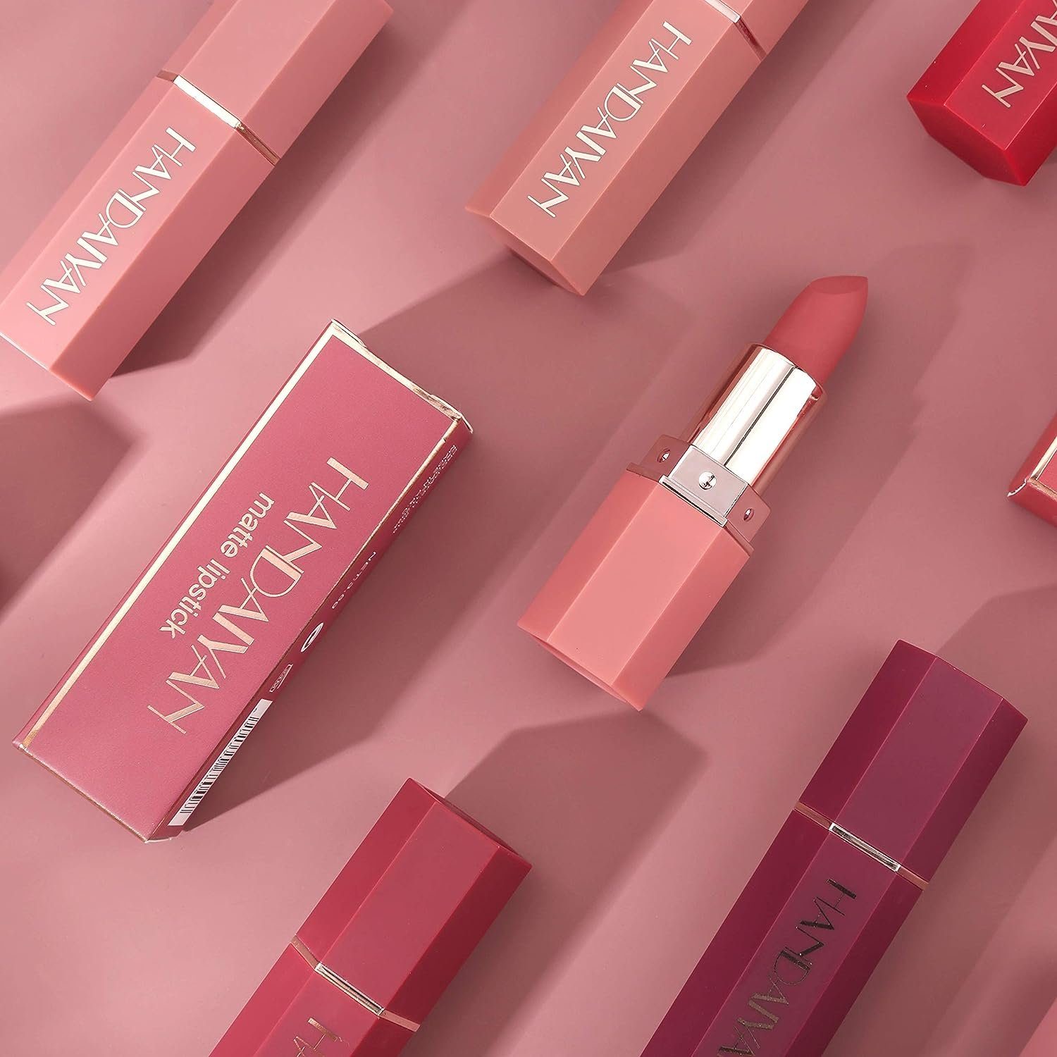 Haiaveng Lippenstift Matte Lipstick Samtige rote Lippenstifte Wasserdichte, lang anhaltende, glättende Antihaft-Tasse Sexy Colors Lipsticks
