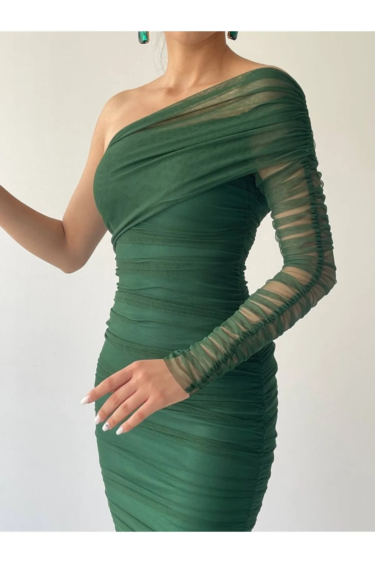 SONREİR  Midi-Tüllkleid mit einem Ärmel