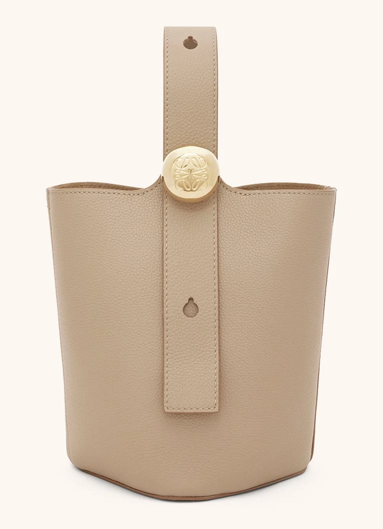LOEWE Pebble Bucket Mini crossbody bag made of calfskin