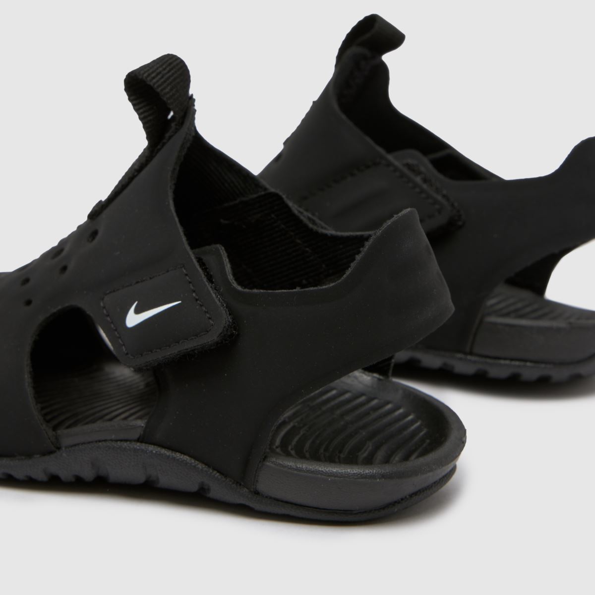 Črni sandali za malčke Nike Sunray Protect 2