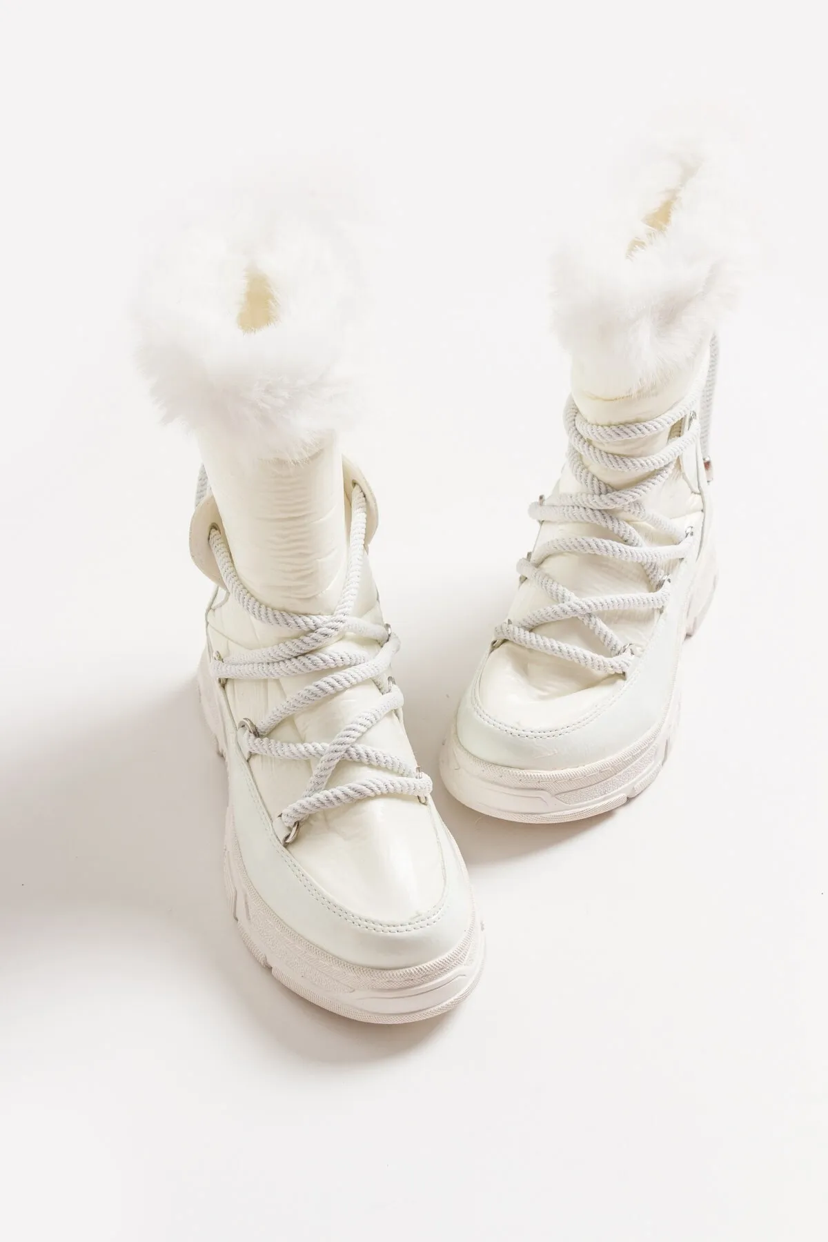 LuviShoes  23 weiße Damenstiefel