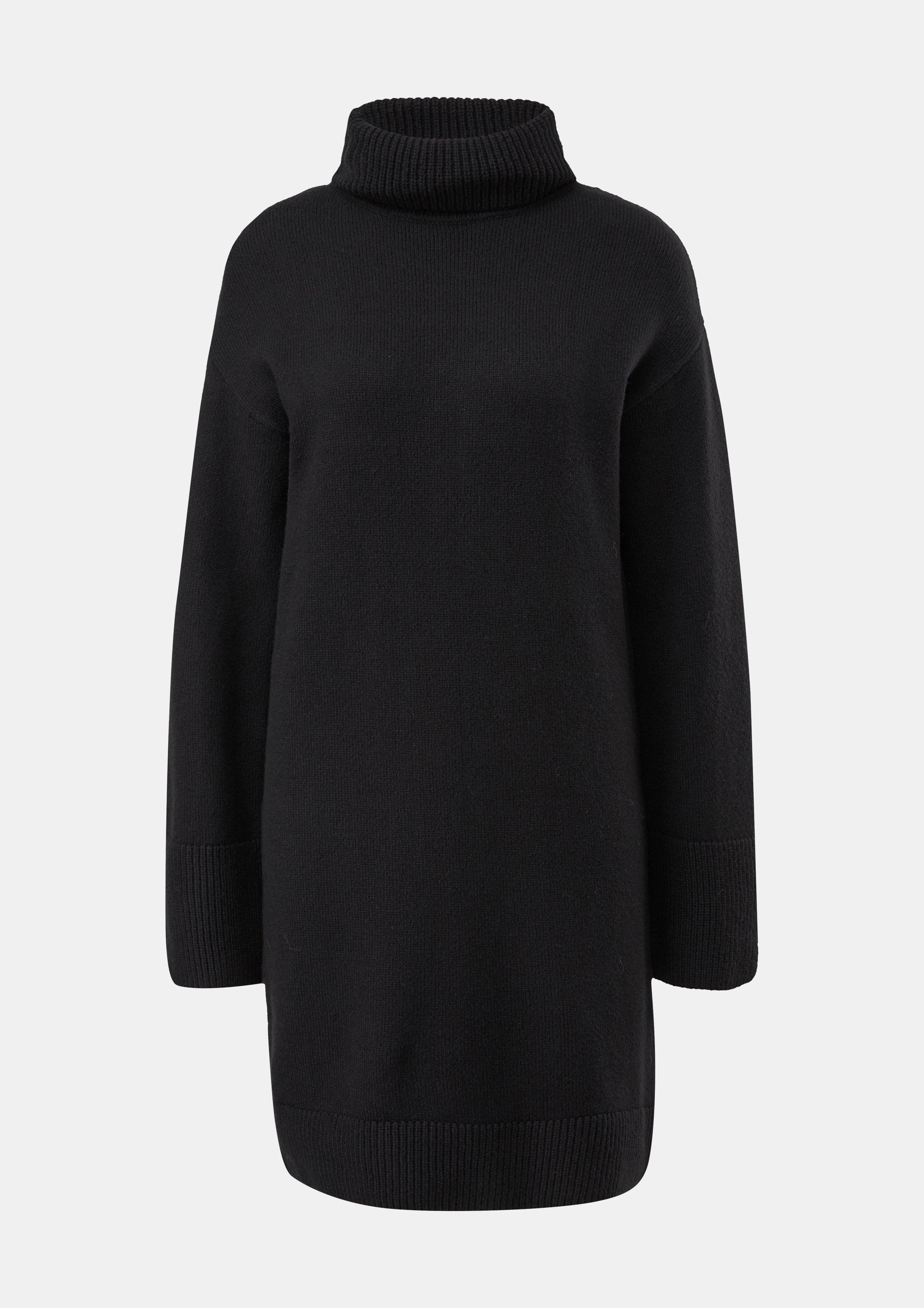 Strickkleid mit Rollkragen - schwarz