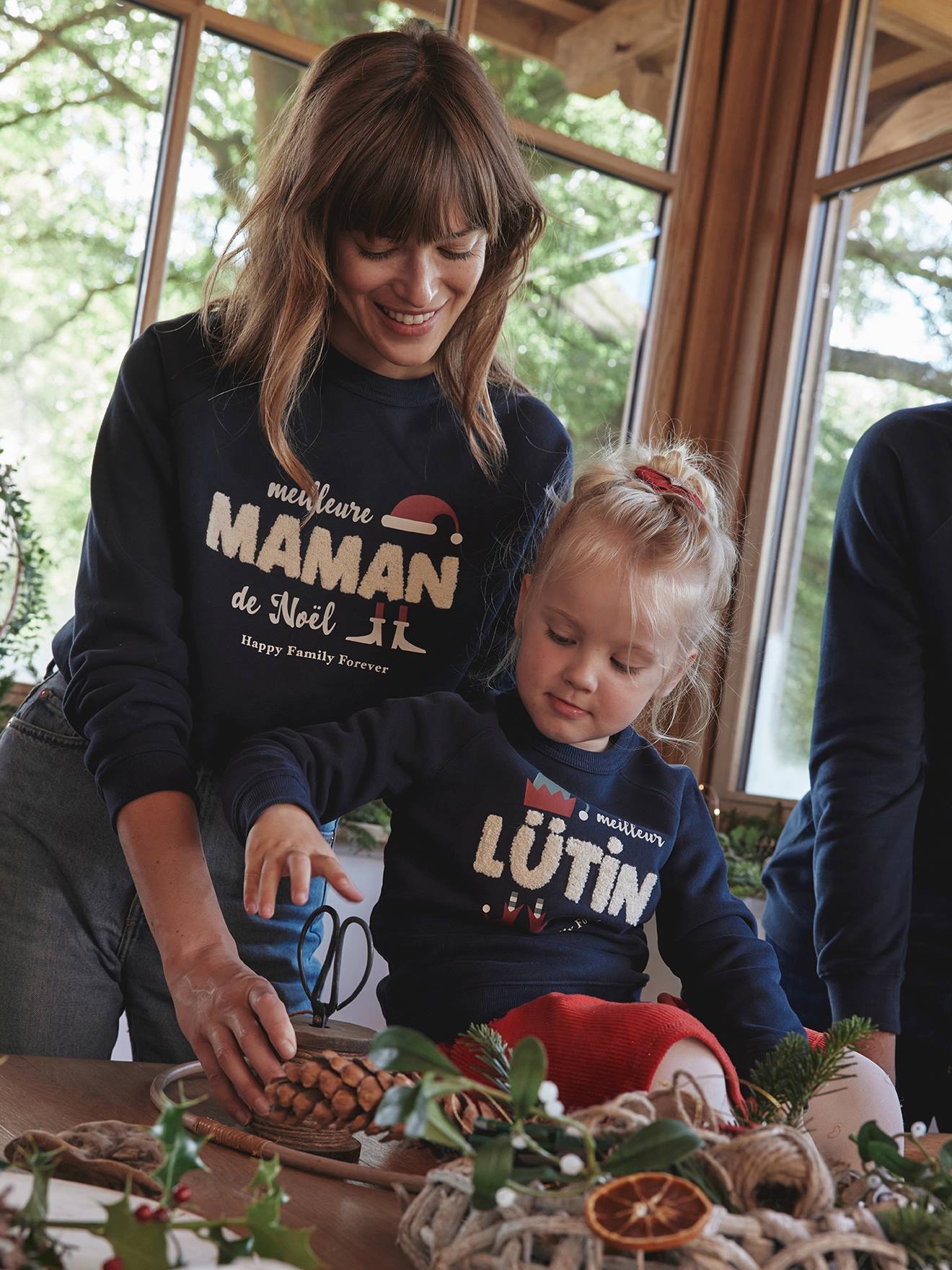 Vertbaudet Herren Weihnachts-Sweatshirt Capsule Collection HAPPY FAMILY FOREVER - marine