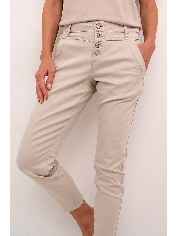 Cream Hose 