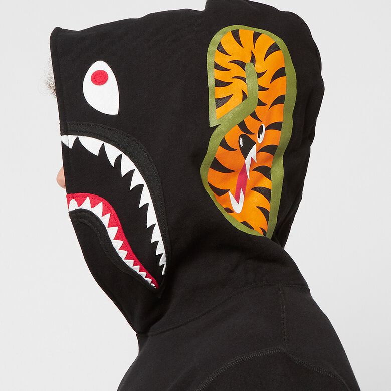 A Bathing Ape Shark Pullover Hoodie M black