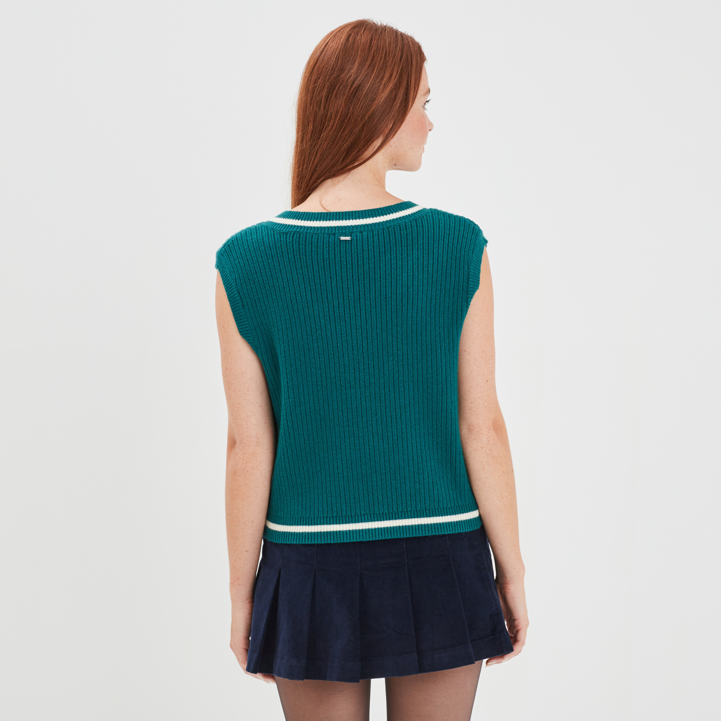 Pull sans manches col en V Creeks vert émeraude femme | La Halle