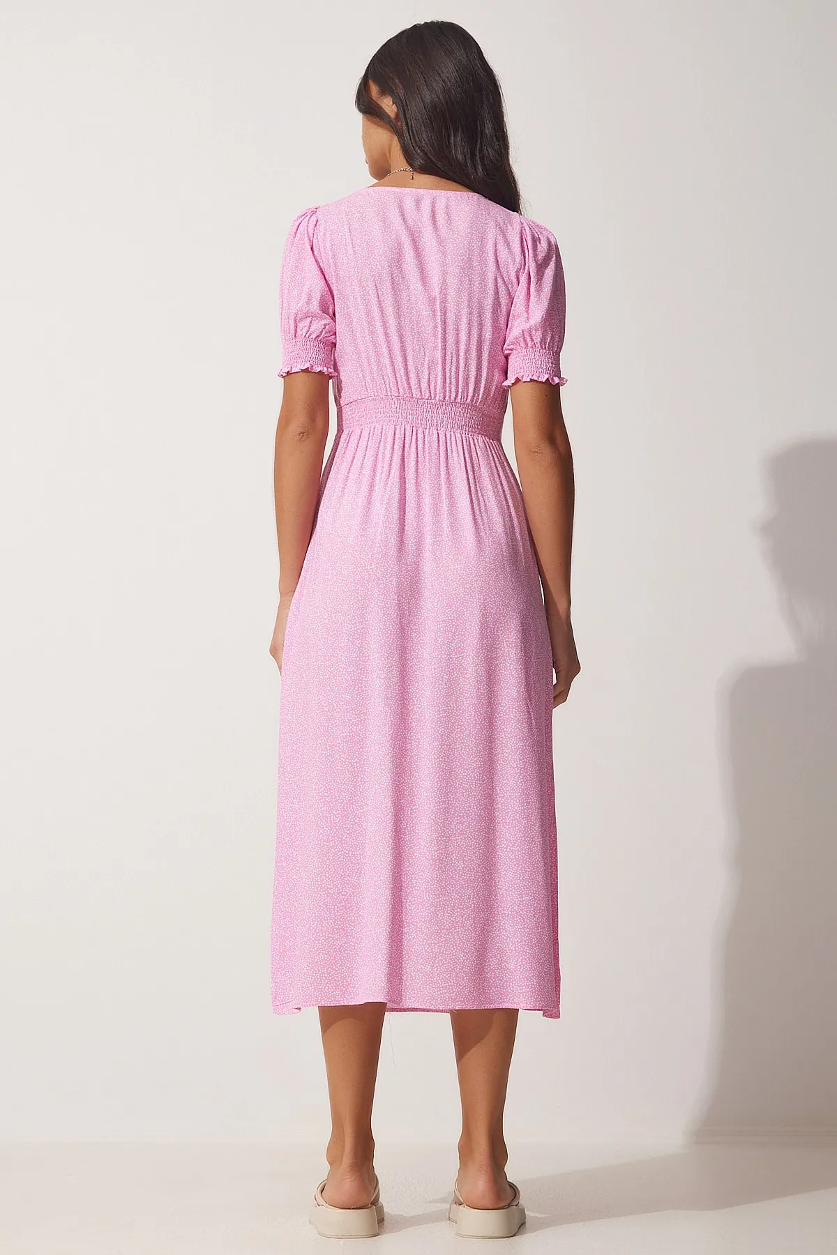 Happiness İstanbul  Damen-Sommerkleid aus Viskose mit gerafftem herzförmigem Ausschnitt in Rosa CI00084