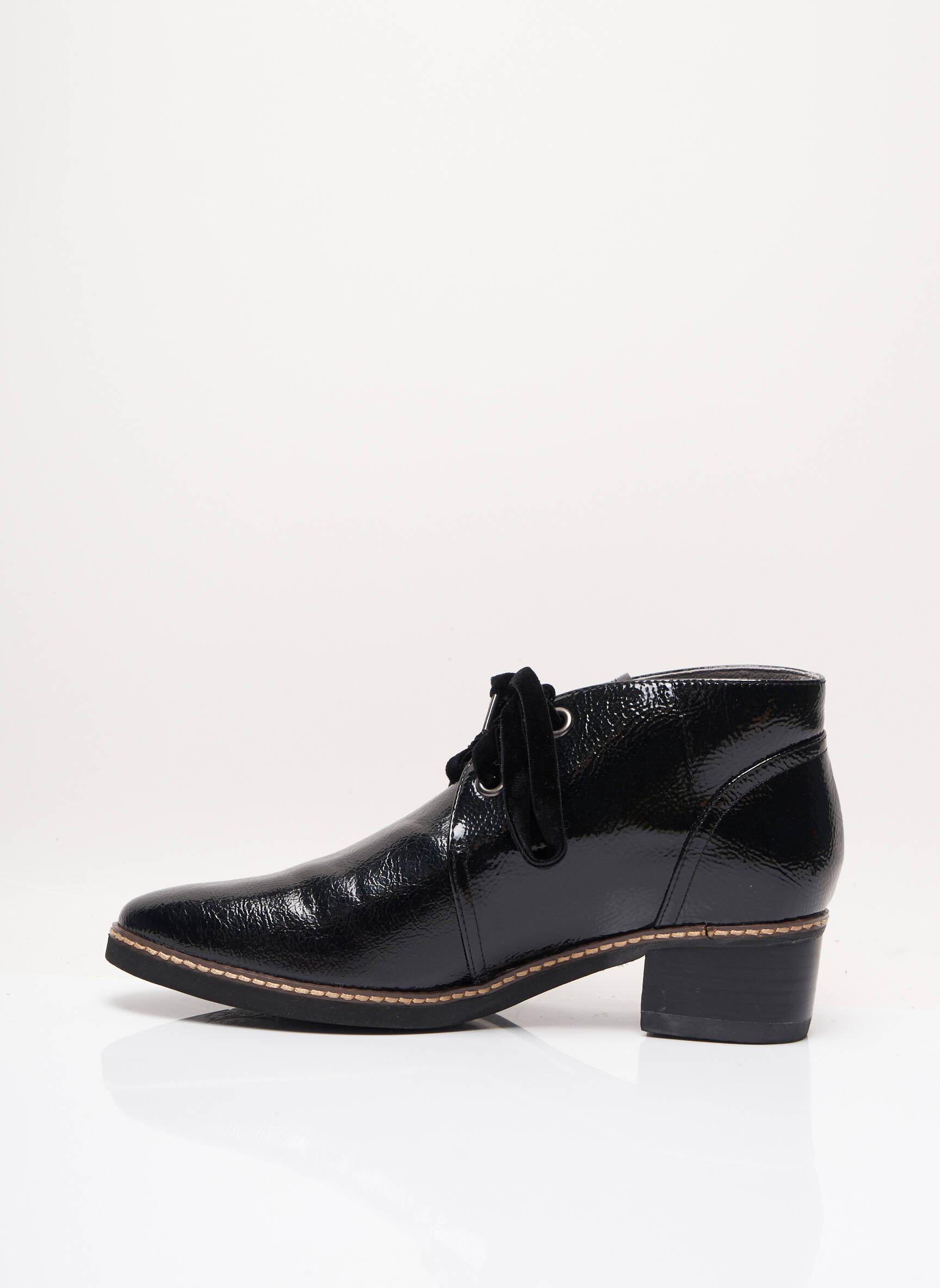 Fugitive By Francesco Rossi Derby Femme couleur noir