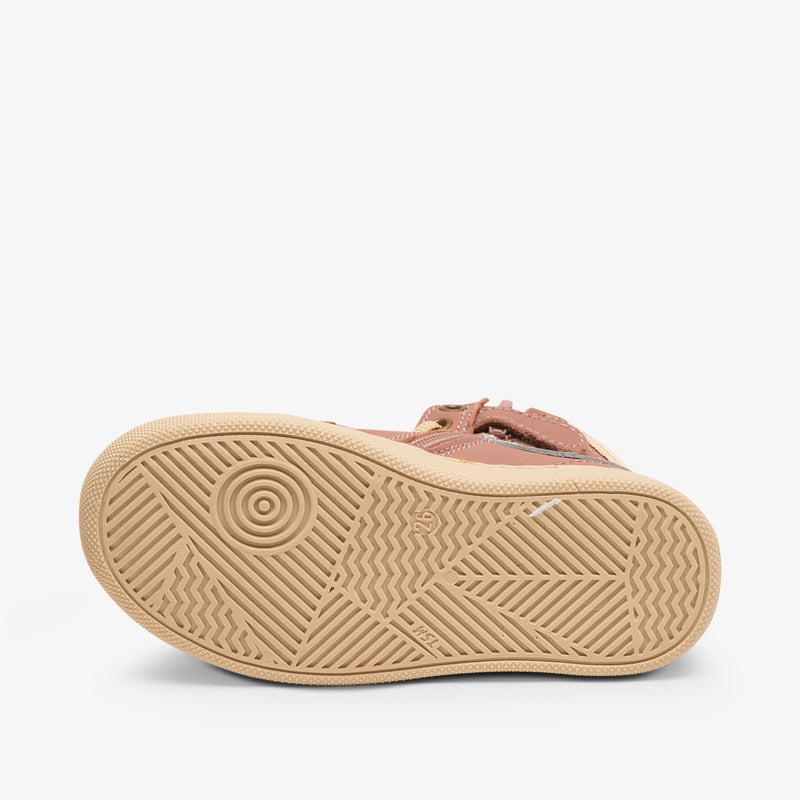 isak nude - Rose