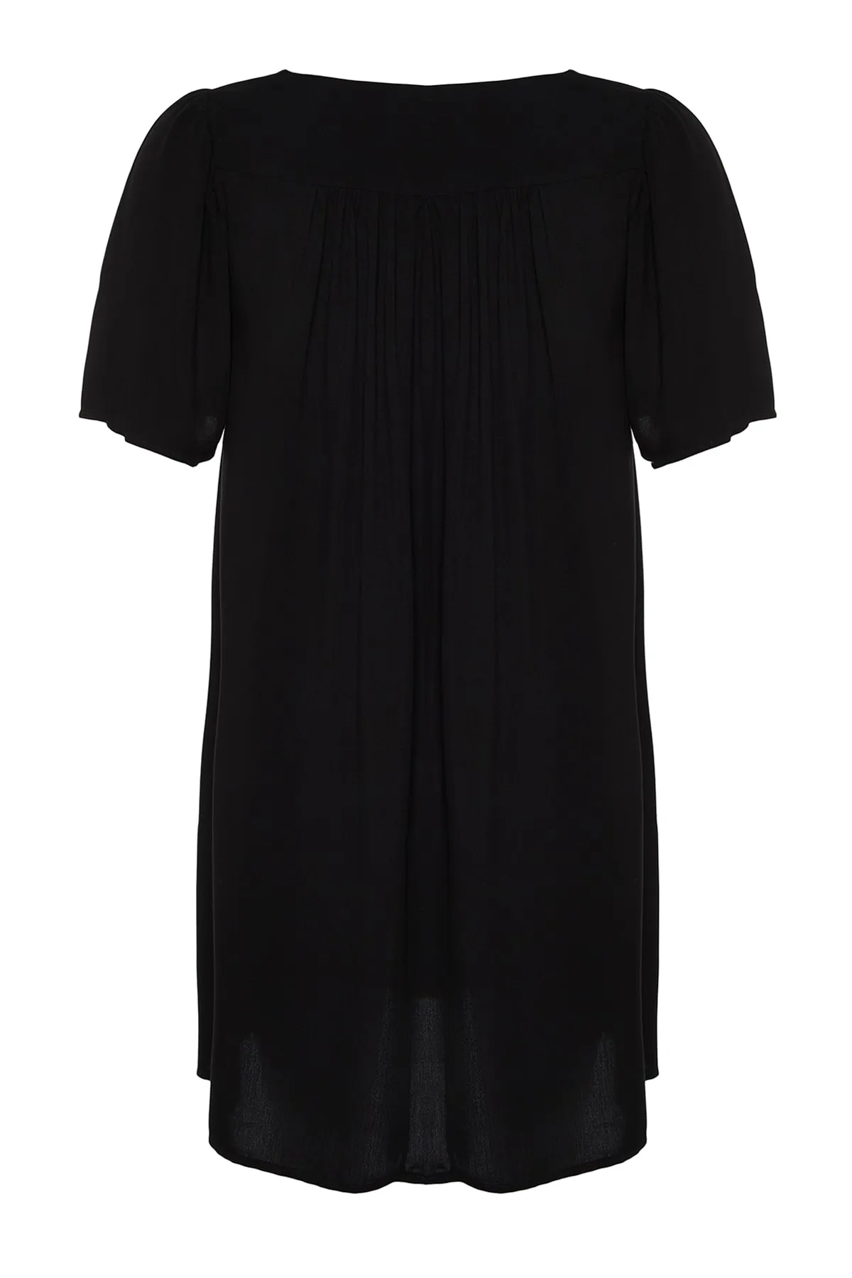 Trendyol Curve  Schwarzes, übergroßes, gewebtes Kleid mit V-Ausschnitt TBBSS22EL0537
