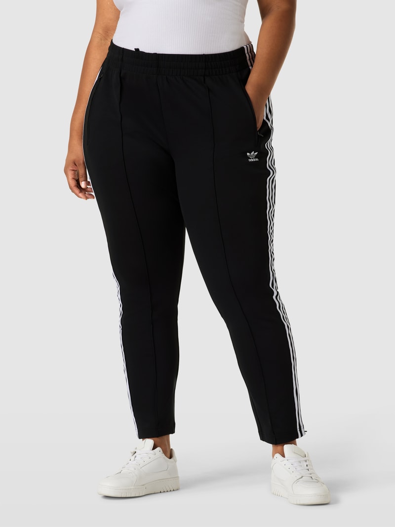 PLUS SIZE Sweatpants mit Logo-Streifen in schwarz