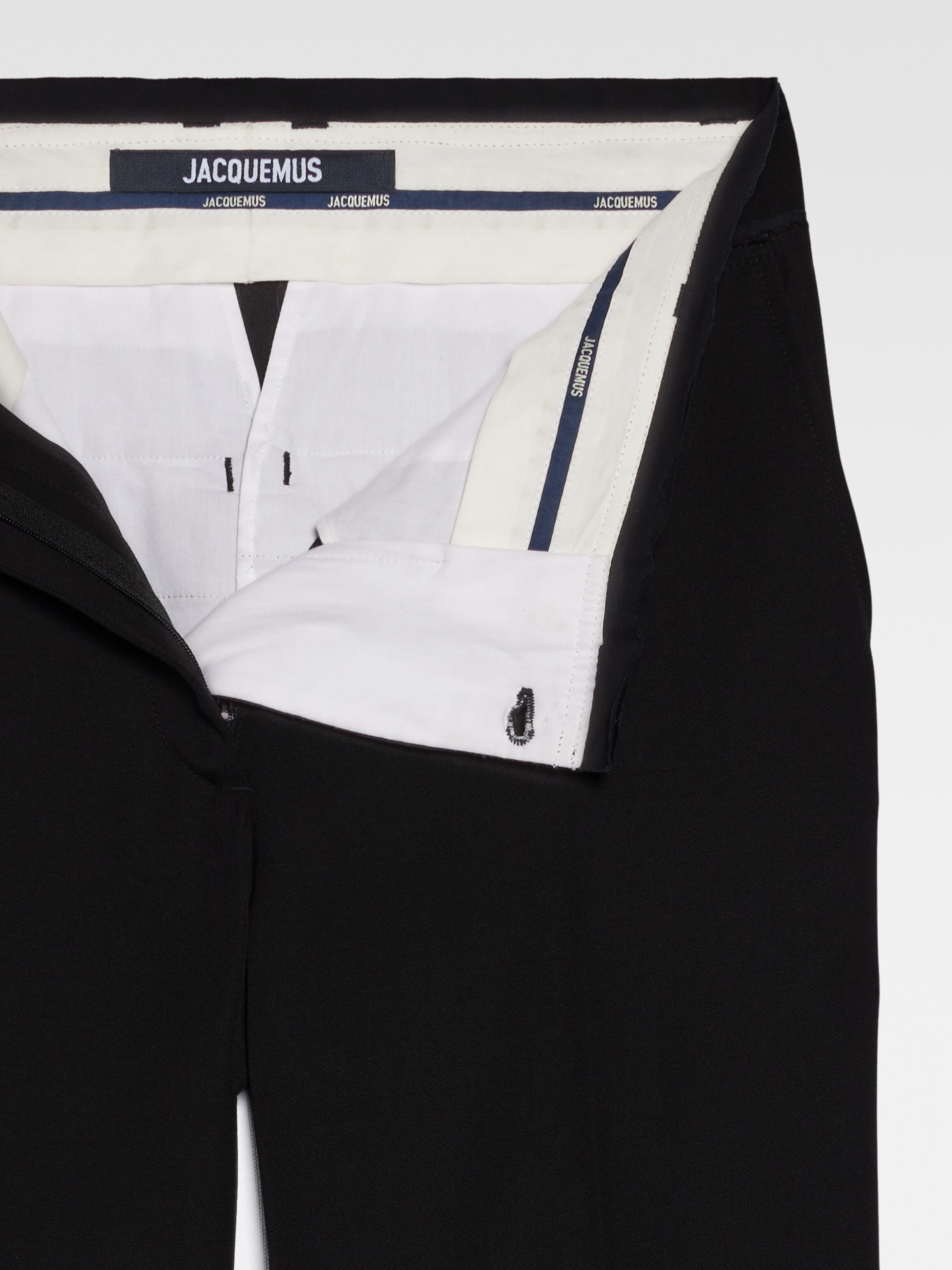 Le pantalon Ficelle