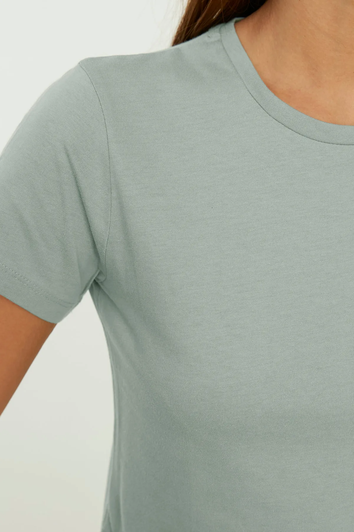 Trendyol Collection  Grau-Mint, 2er-Pack kurze Strick-T-Shirts aus 100 % Baumwolle mit Rundhalsausschnitt TWOSS20TS1480