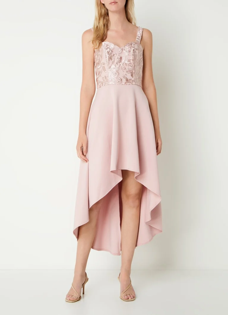Rochie midi Chi Chi London Hemi cu detalii din dantelă