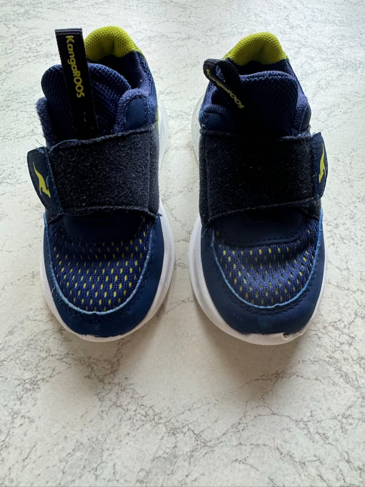 Kangaroos Sneakers 