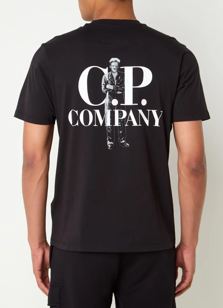 CP Company póló logóval és hátulnyomattal