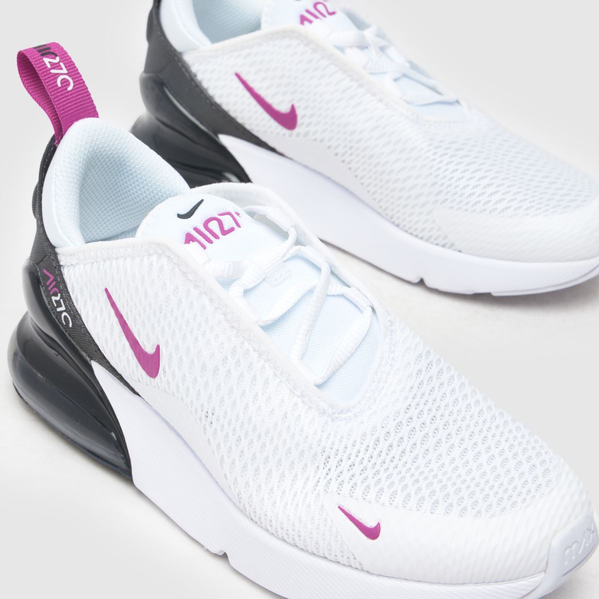 Nike Air Max 270 Lány Utcai Cipő Fehér/Fekete/Fehér, 36.5