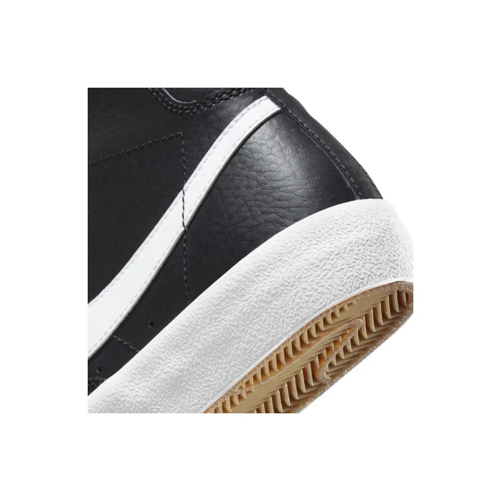 Nike Blazer Mid 77 DA4086-002 / schwarz