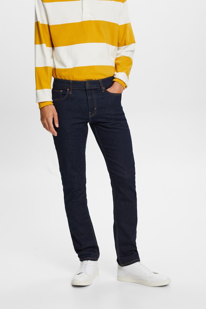 Recycelt: Jeans in schmaler Passform
