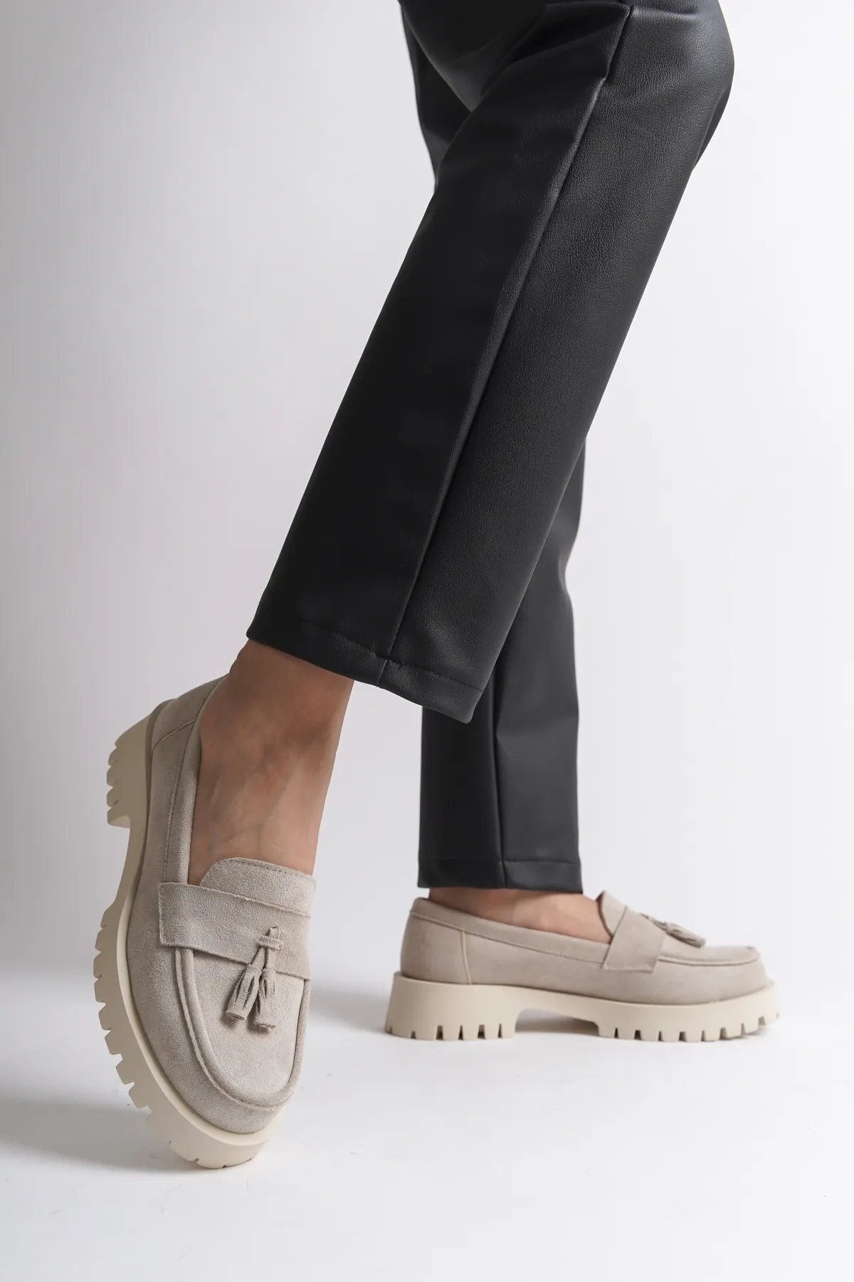 Capone Outfitters  Trak Sole Damen-Loafer mit Quasten