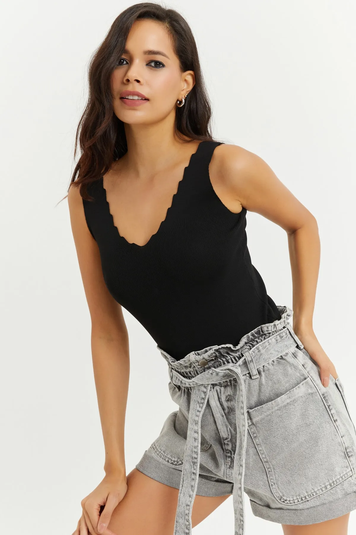 Cool & Sexy  Schwarze Strickbluse mit Leiterkragen für Damen YV83