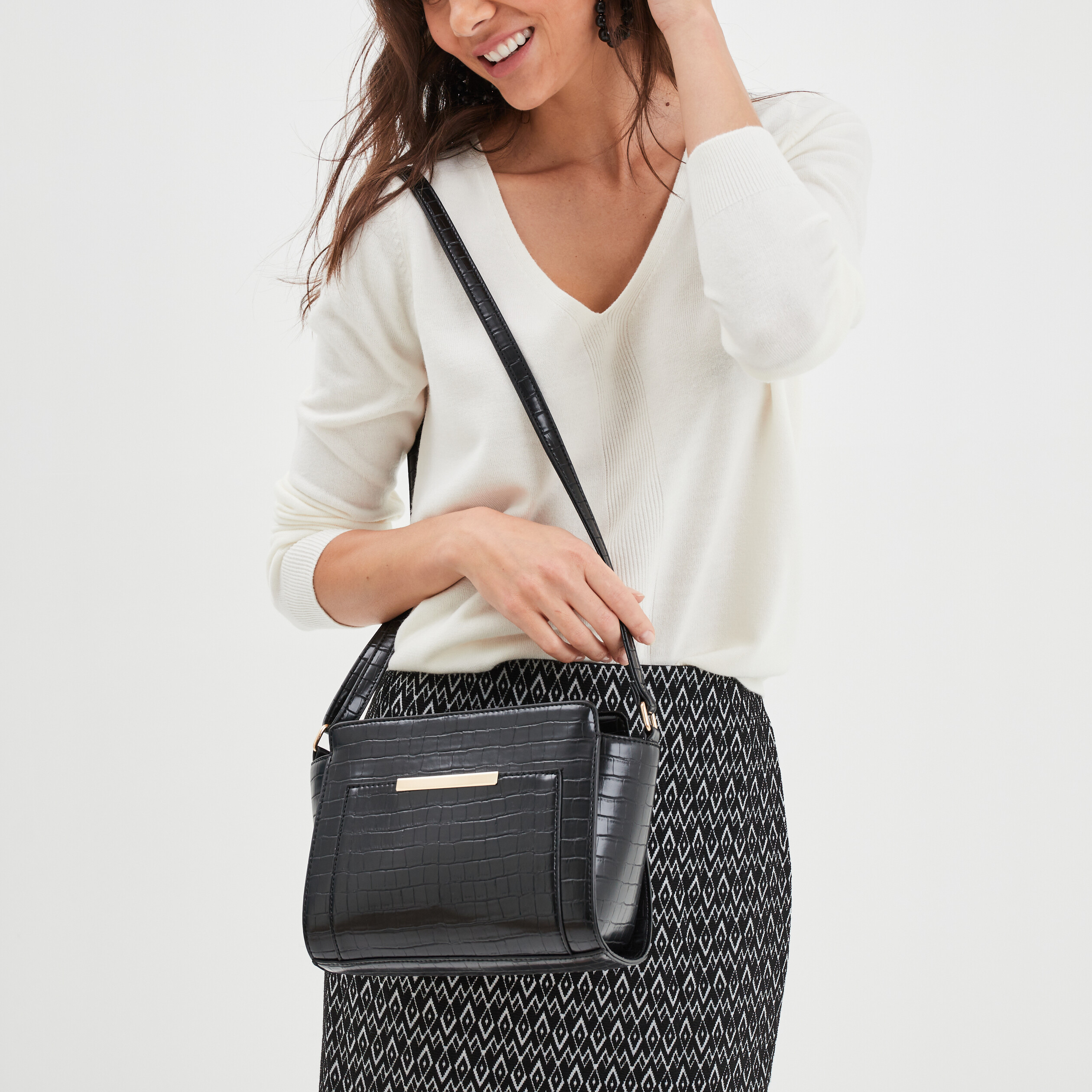 Sac à bandoulière texturé noir femme | La Halle