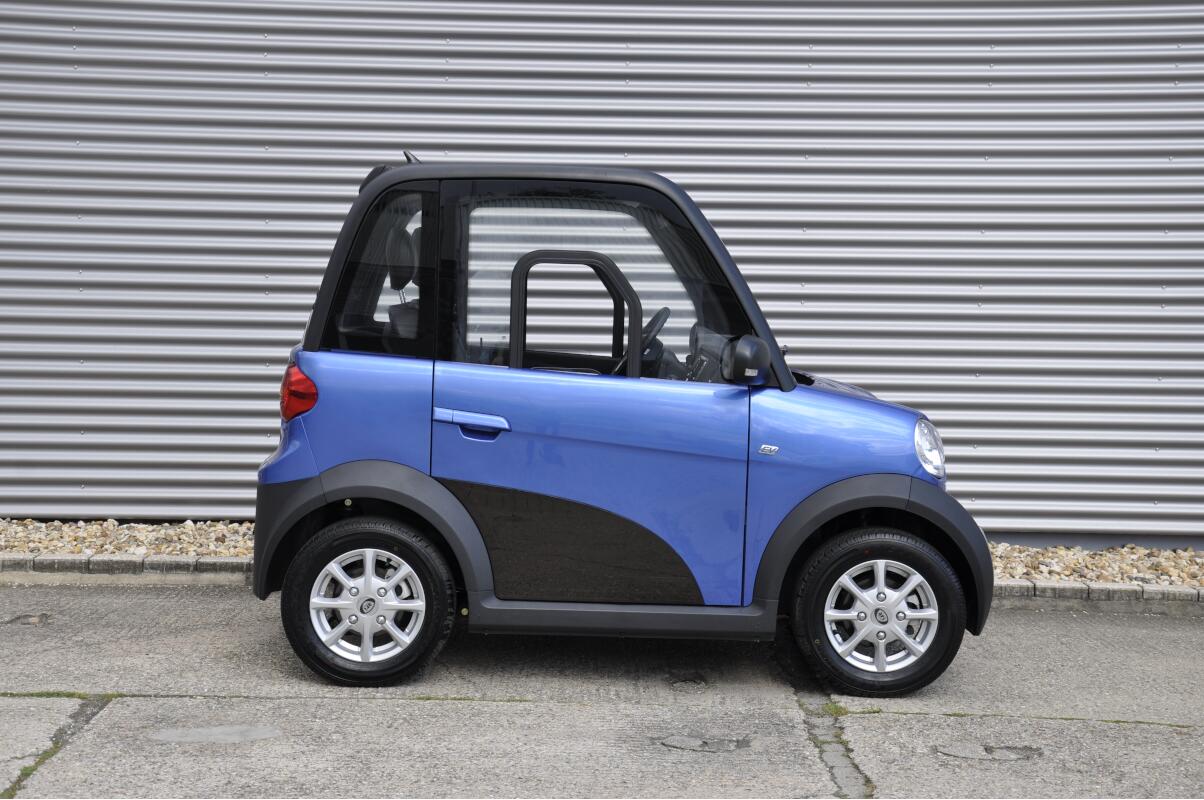 ARI Motors ARI 452 Elektrofahrzeug E-Auto Leichtfahrzeug 45 km/h Mopedführerschein weiß