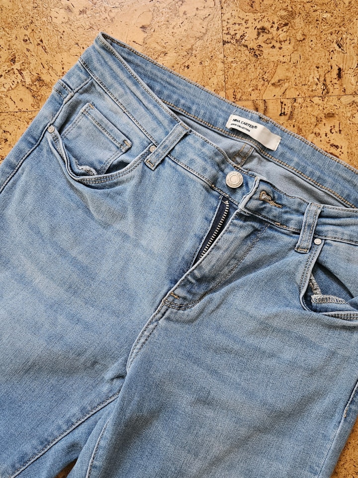 Nina Carter 3/4 Jeans in einem top gepflegten Zustand günstig kaufen 40