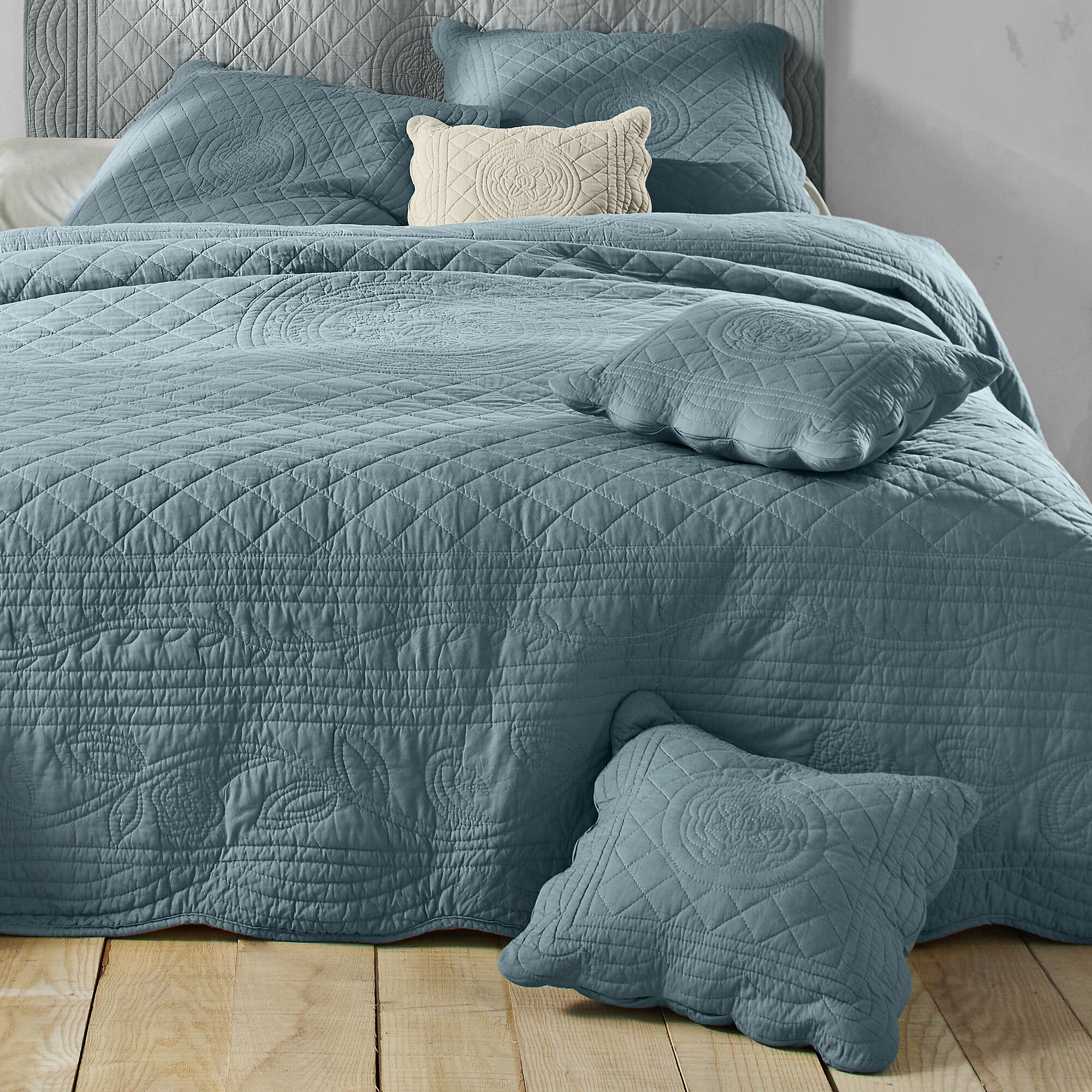 Housse coussin unie style boutis Cassandre