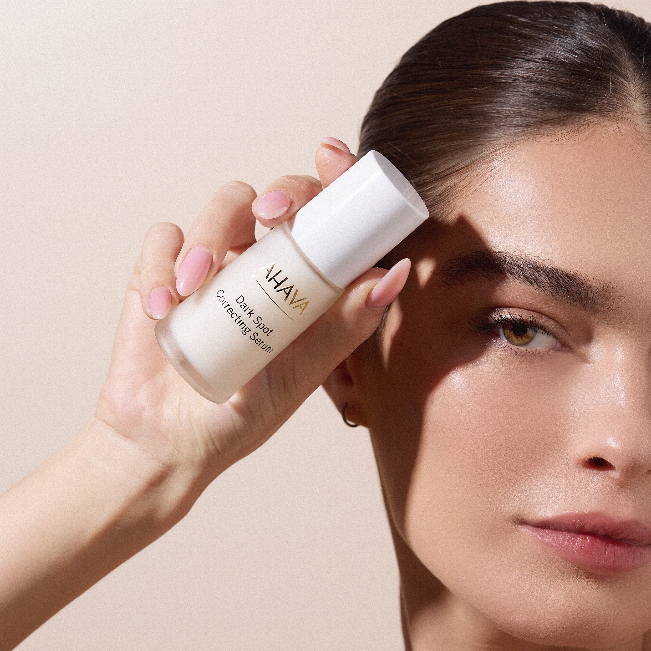 Sérum corrector de manchas oscuras para un tono uniforme y luminosidad - Sérum facial antiimperfecciones
