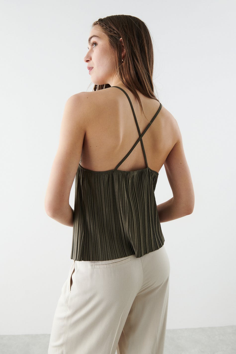Tamara singlet