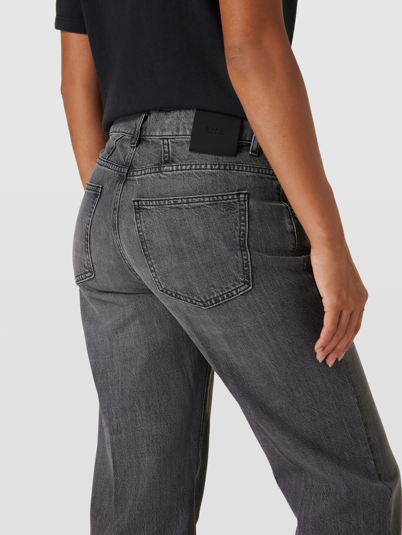 Loose Fit Jeans mit Label-Patch Modell 'Style.Maine' in hellgrau