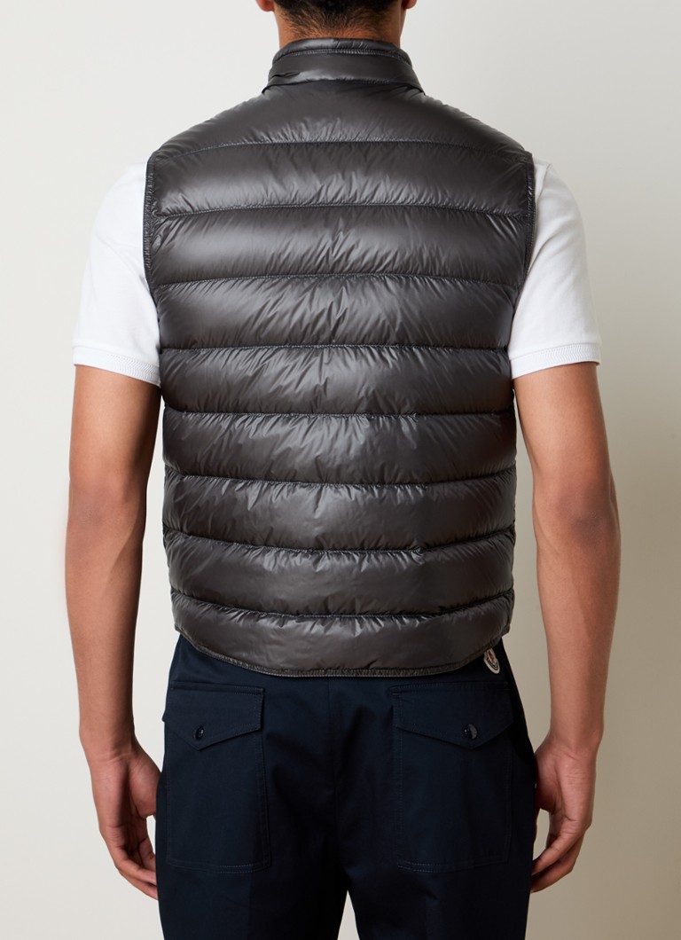 Vestă matlasată Moncler Gui cu puf și logo