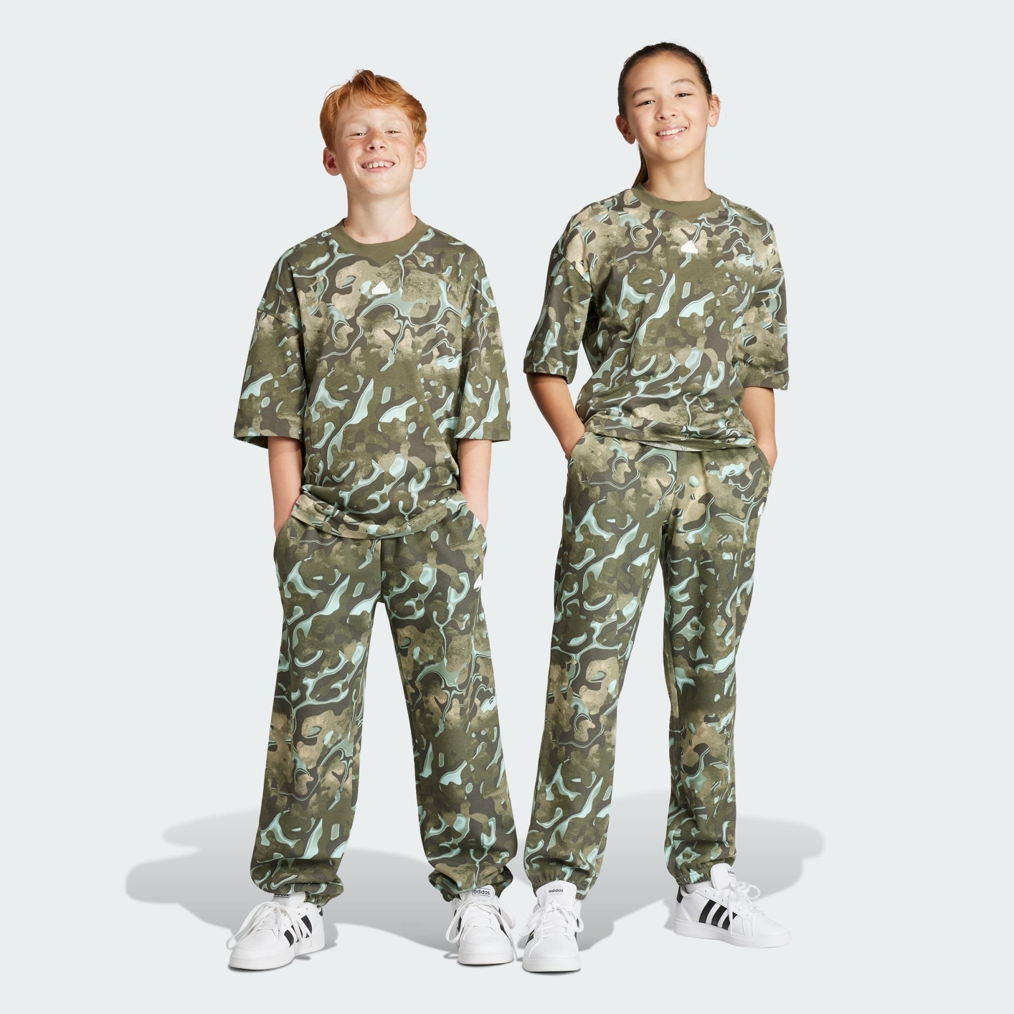 adidas Sportswear Jogginghose FUTURE ICONS ALLOVER PRINT KIDS HOSE