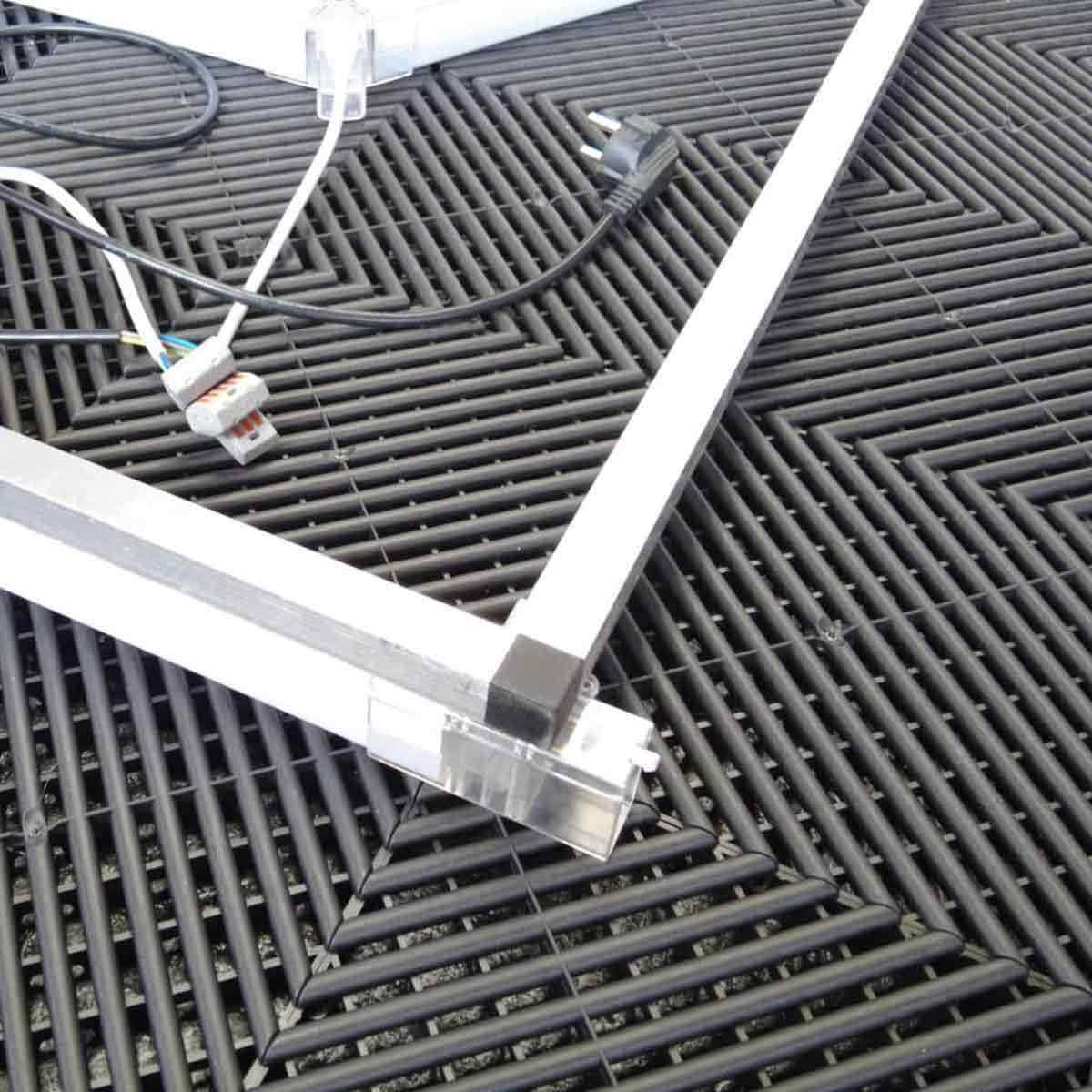 Performance Floor Hexagon LED-Deckenbeleuchtung inkl. Aluminiumrahmen
