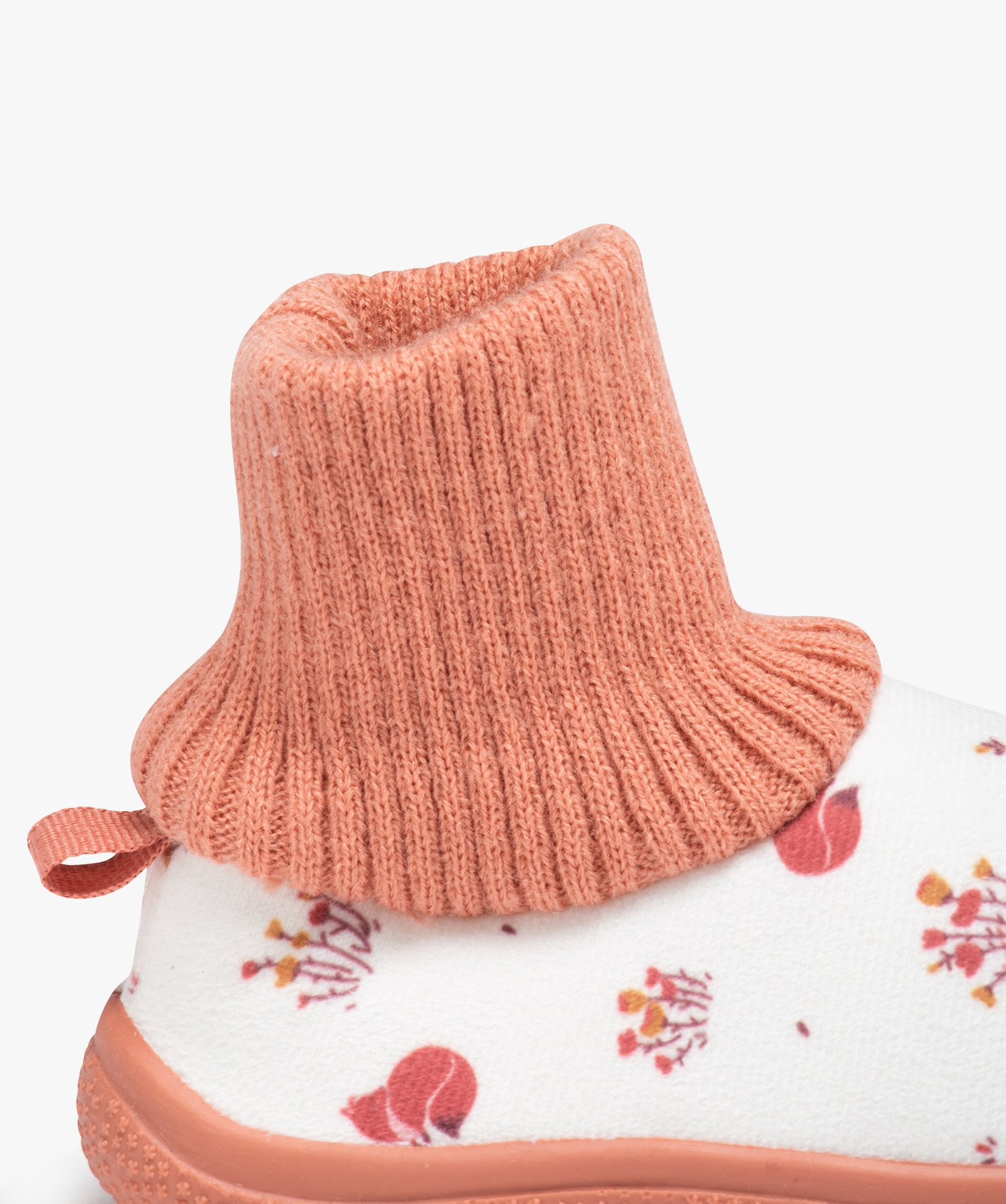 Chaussons fille en velours ras à motifs et col chaussette beige | GEMO