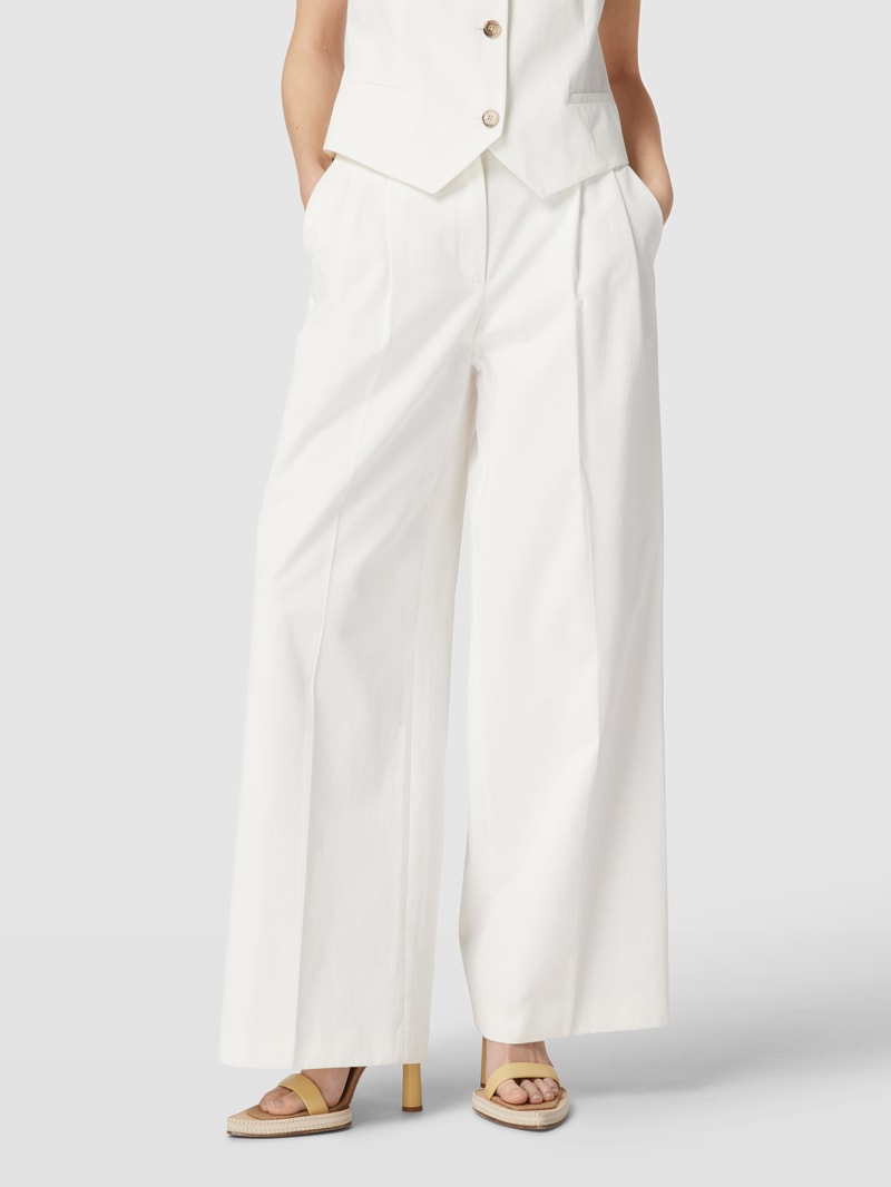 Loose Fit Bundfaltenhose mit französischen Eingrifftaschen in offwhite