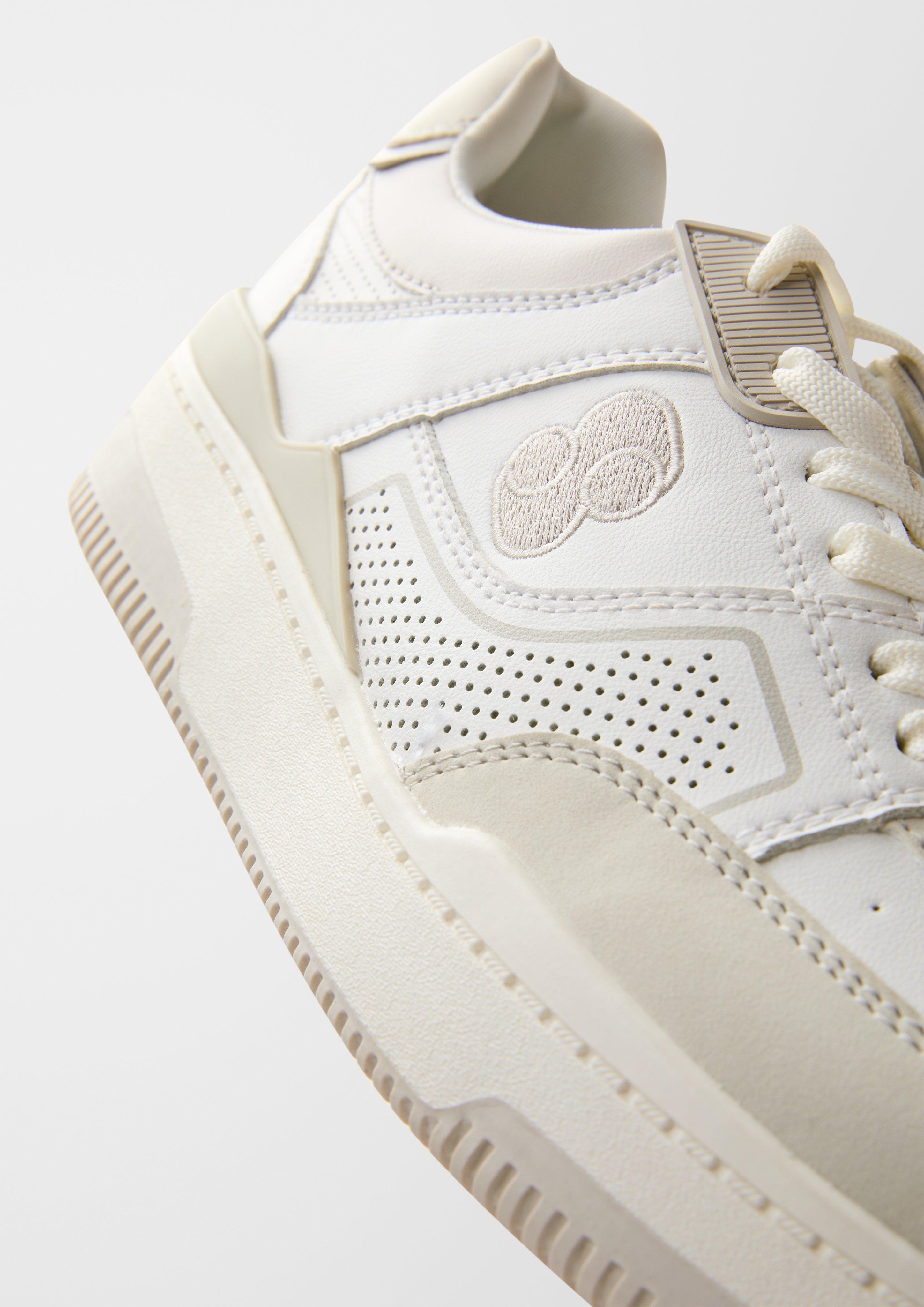 Sneaker im sportiven Look  6007397-110