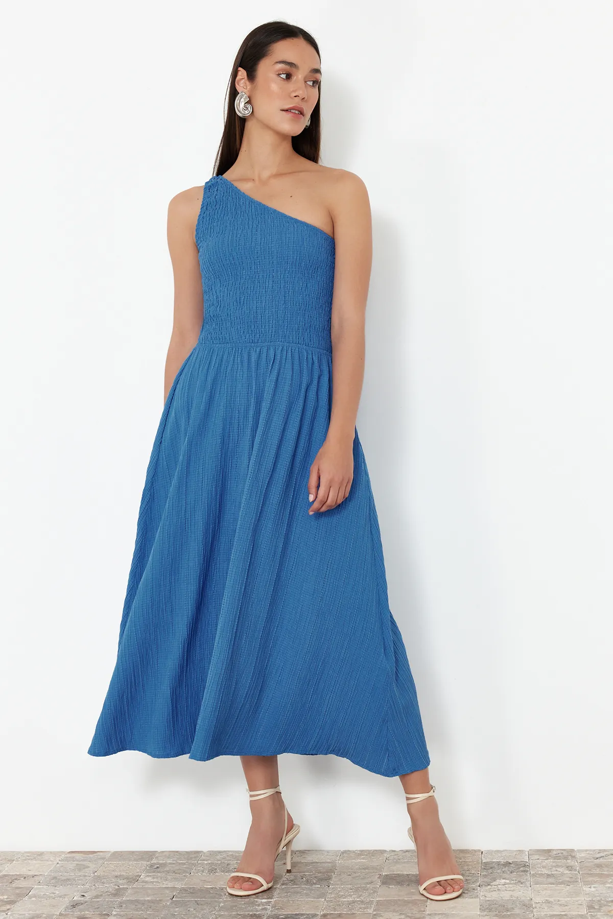Trendyol Collection  Saks Straight TWOSS23EL01830