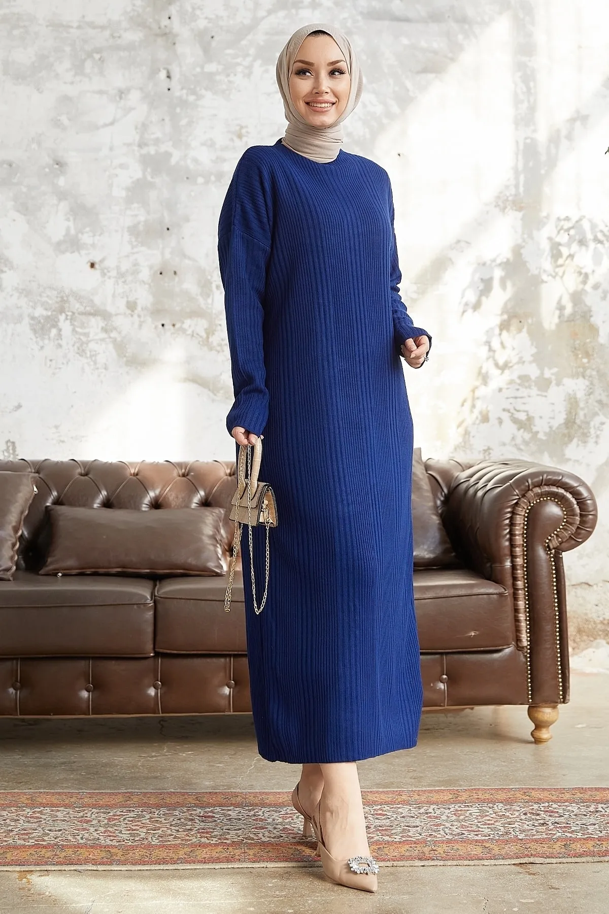 InStyle  Arissa Rollkragenpullover, langes Strickkleid – Dunkelblau