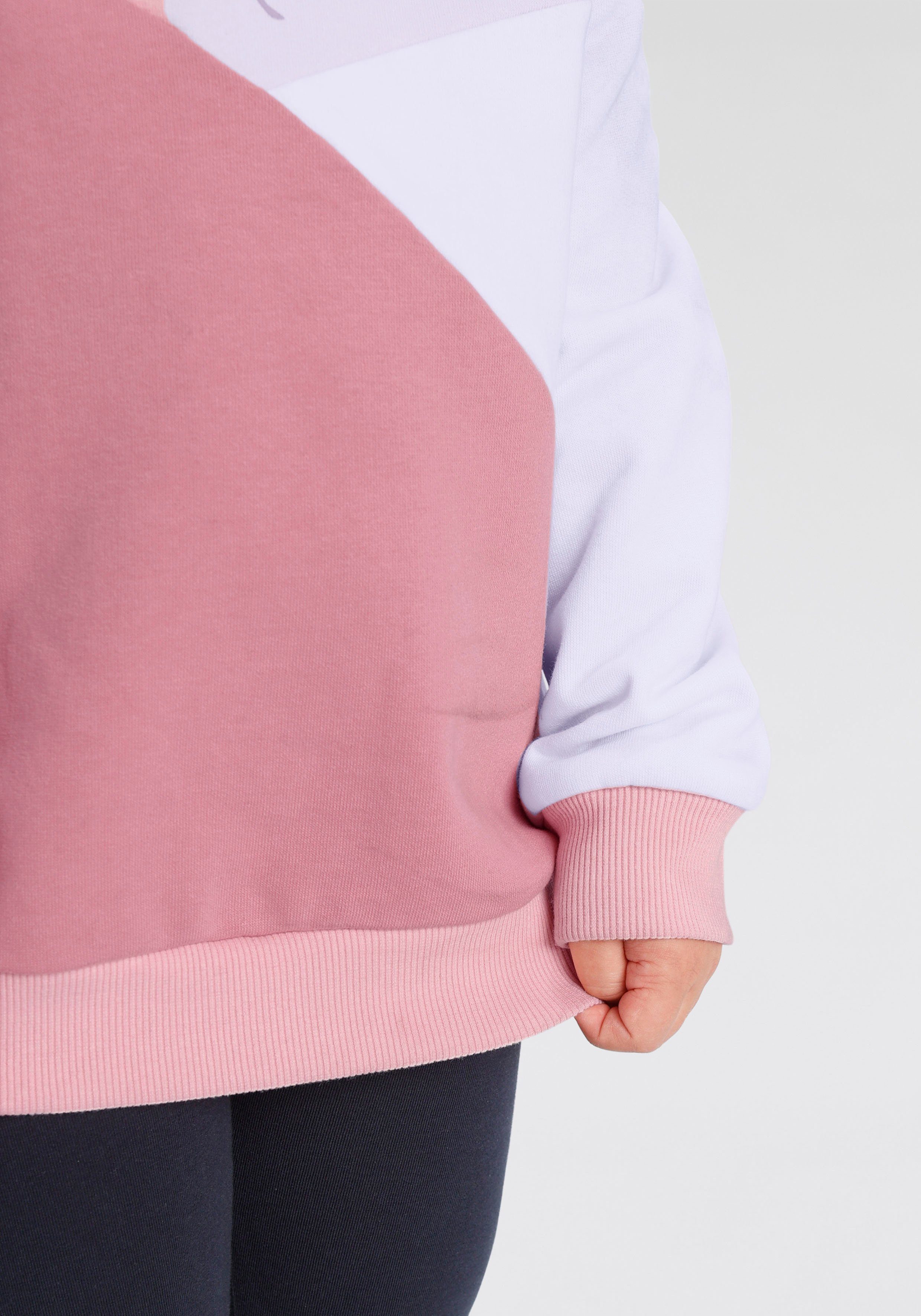 KangaROOS Sweatshirt in weiter Form
