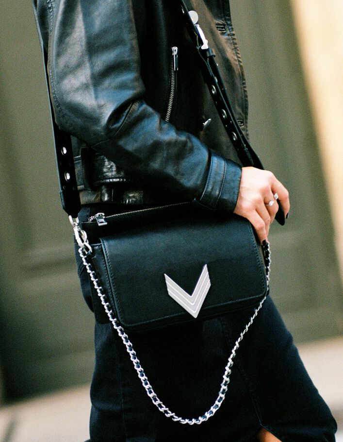 Le sac 111 Romy en cuir d'agneau Chrome Free noir femme