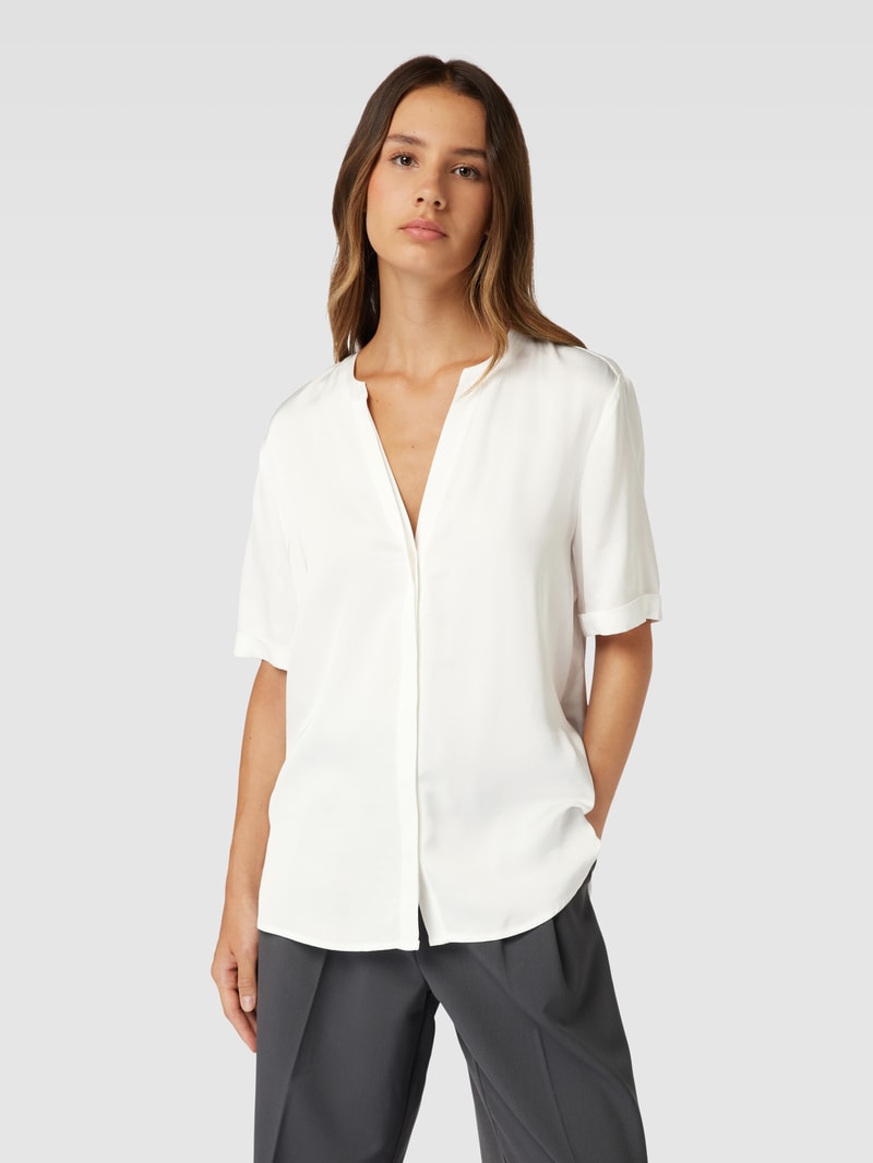 Blusenshirt aus Viskose mit V-Ausschnitt in offwhite