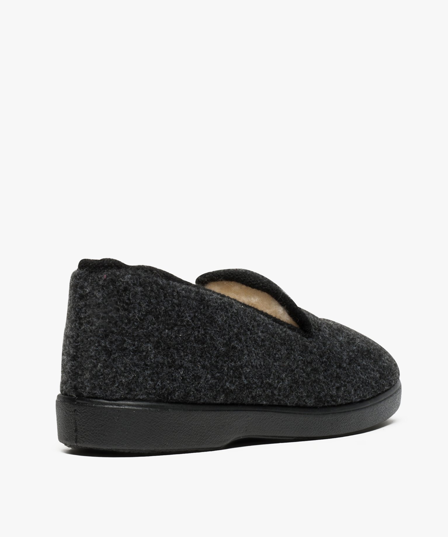Chaussons homme forme charentaises brodés écusson | GEMO